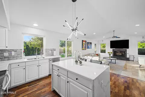 Kitchen - 1570 E Horseshoe Ave, Gilbert, AZ 85296 photo 1 of 5
