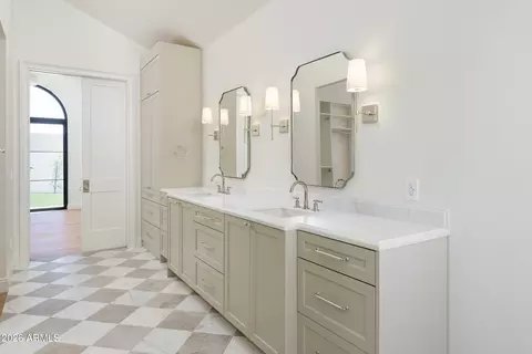 Other - 4844 E Amelia Ave, Phoenix, AZ 85018 photo 11 of 31