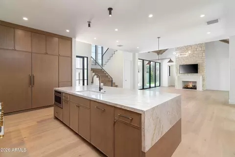 Other - 4844 E Amelia Ave, Phoenix, AZ 85018 photo 4 of 31