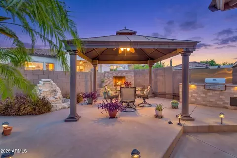 Exterior - 1929 S Cole Dr, Gilbert, AZ 85295 photo 3 of 4