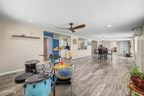 Entry Way - 2330 E Broadway Ave, Apache Junction, AZ 85119 photo 1 of 2