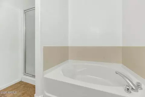 Bath - 4204 S 78th Ln, Phoenix, AZ 85043 photo 1 of 2