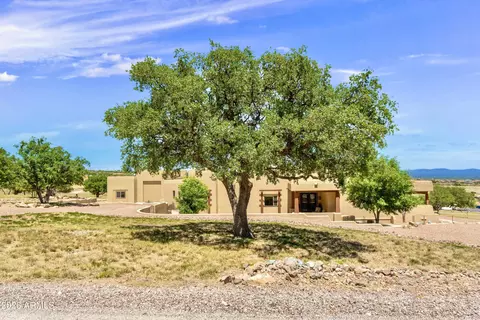Exterior - 6055 E Indigo Sky --, Hereford, AZ 85615 photo 2 of 12