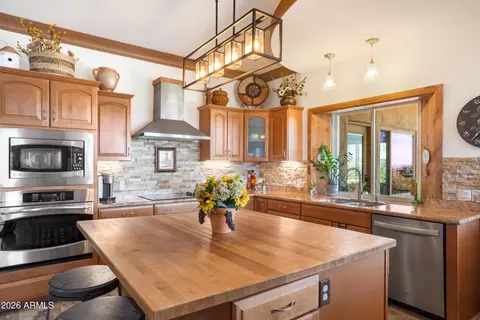 Kitchen - 6055 E Indigo Sky --, Hereford, AZ 85615 photo 2 of 6