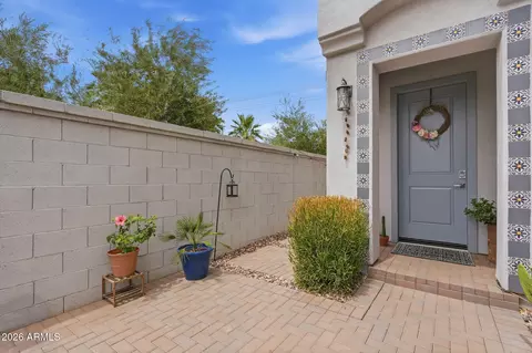 Exterior - 1516 E Megan St, Gilbert, AZ 85295 photo 3 of 9