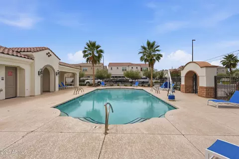 Exterior - 1516 E Megan St, Gilbert, AZ 85295 photo 5 of 9