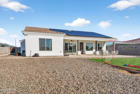 Exterior - 629 W Cloud Rd, Phoenix, AZ 85086 photo 3 of 9