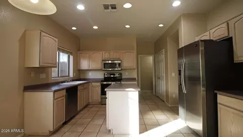 3414 W Steinbeck Dr, Anthem, AZ 85086
