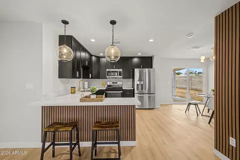4050 W Nancy Ln, Phoenix, AZ 85041