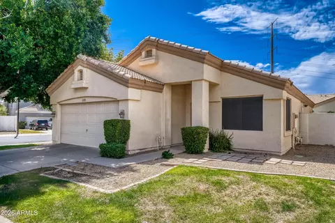 Exterior - 2138 E Mallard Ct, Gilbert, AZ 85234 photo 2 of 4