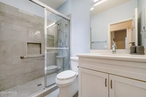 Bath - 2138 E Mallard Ct, Gilbert, AZ 85234 photo 2 of 2