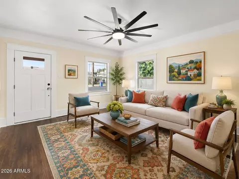 Living - 332 E Windsor Ave, Phoenix, AZ 85004 photo 2 of 3