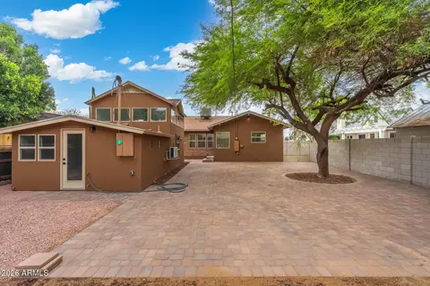 Exterior - 332 E Windsor Ave, Phoenix, AZ 85004 photo 11 of 15