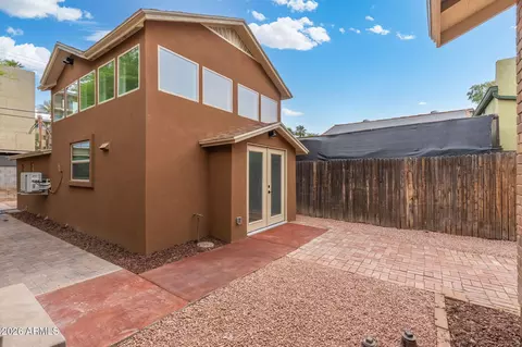 Exterior - 332 E Windsor Ave, Phoenix, AZ 85004 photo 4 of 15
