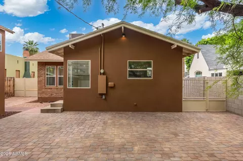 Exterior - 332 E Windsor Ave, Phoenix, AZ 85004 photo 12 of 15