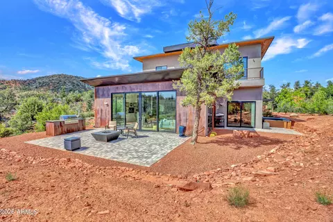 57 Peak Point Ct, Sedona, AZ 86336