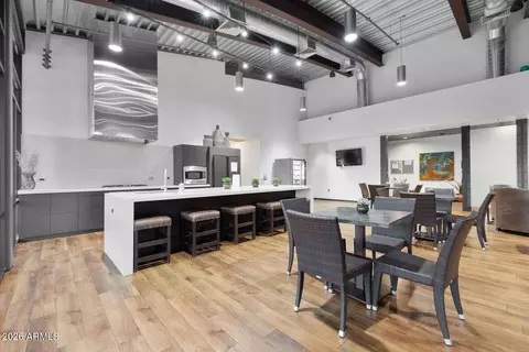 View/Area - 7827 S Sequoia Dr, Gilbert, AZ 85298 photo 6 of 9