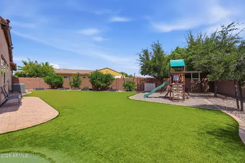 Exterior - 7827 S Sequoia Dr, Gilbert, AZ 85298 photo 9 of 14