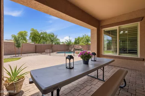 Exterior - 7827 S Sequoia Dr, Gilbert, AZ 85298 photo 10 of 14