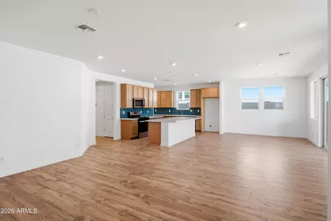 Living - 4919 S 239th Dr, Buckeye, AZ 85326 photo 1 of 3