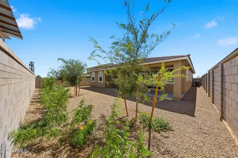 Exterior - 4919 S 239th Dr, Buckeye, AZ 85326 photo 2 of 4
