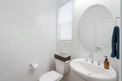 Bath - 1694 E Hampton Ln, Gilbert, AZ 85295 photo 1 of 4