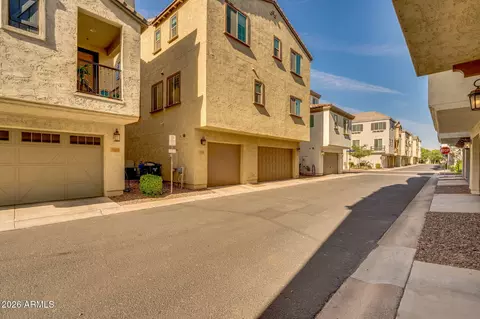 Exterior - 1694 E Hampton Ln, Gilbert, AZ 85295 photo 6 of 13