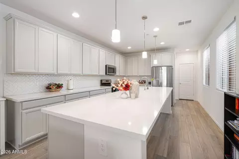 Kitchen - 1694 E Hampton Ln, Gilbert, AZ 85295 photo 1 of 2