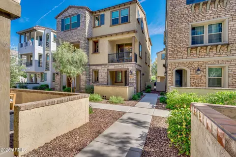Exterior - 1694 E Hampton Ln, Gilbert, AZ 85295 photo 2 of 13