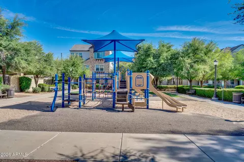 Exterior - 1694 E Hampton Ln, Gilbert, AZ 85295 photo 7 of 13
