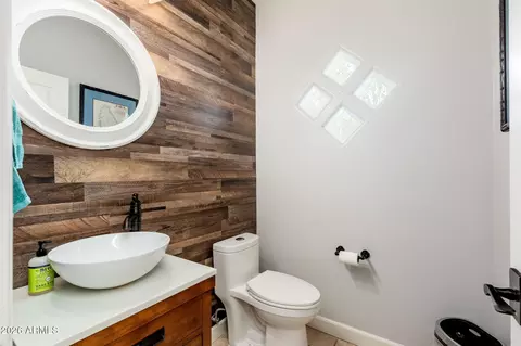 Bath - 2625 N 24th St #37, Mesa, AZ 85213 photo 7 of 7