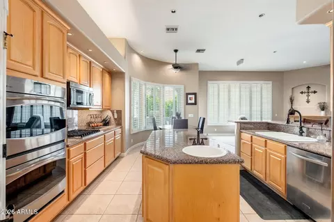 Kitchen - 2625 N 24th St #37, Mesa, AZ 85213 photo 4 of 5