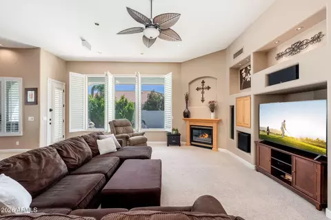 Living - 2625 N 24th St #37, Mesa, AZ 85213 photo 2 of 3