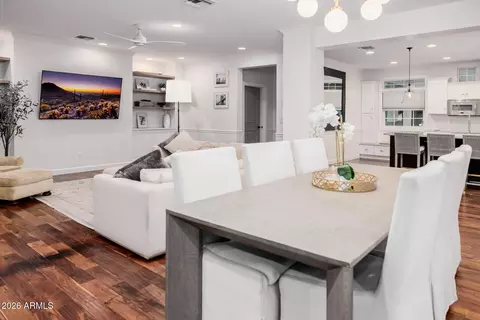Dining - 4021 E Glenrosa Ave, Phoenix, AZ 85018 photo 4 of 4