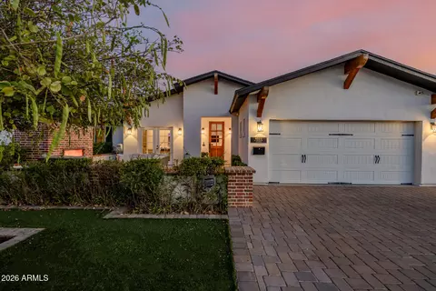 Exterior - 4021 E Glenrosa Ave, Phoenix, AZ 85018 photo 3 of 15