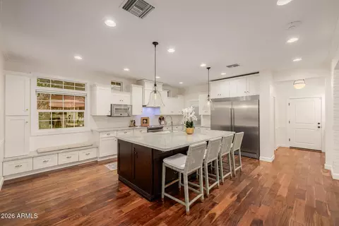 Kitchen - 4021 E Glenrosa Ave, Phoenix, AZ 85018 photo 1 of 2