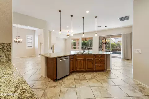 Kitchen - 4437 E Jude Ln, Gilbert, AZ 85298 photo 1 of 8