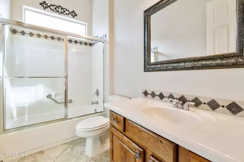 Bath - 4437 E Jude Ln, Gilbert, AZ 85298 photo 5 of 5