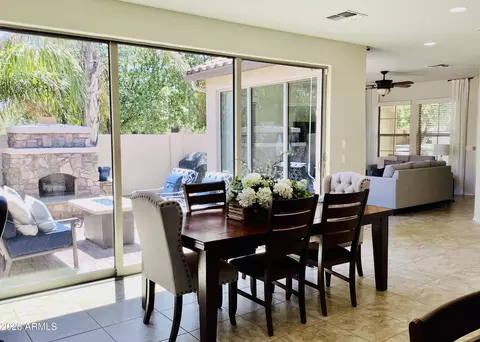 Dining - 4643 E Maplewood St, Gilbert, AZ 85297 photo 2 of 2