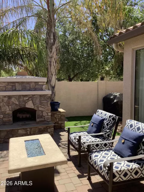 Exterior - 4643 E Maplewood St, Gilbert, AZ 85297 photo 2 of 2