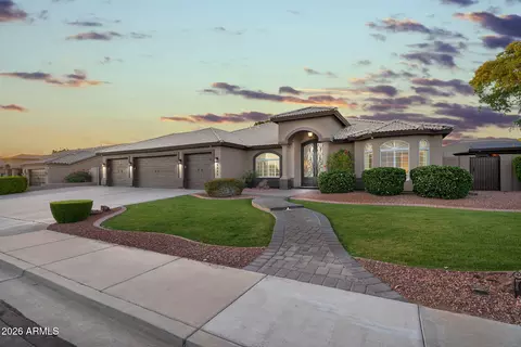 6862 E Mallory St, Mesa, AZ 85207