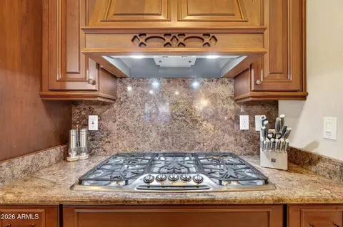Kitchen - 6862 E Mallory St, Mesa, AZ 85207 photo 6 of 9