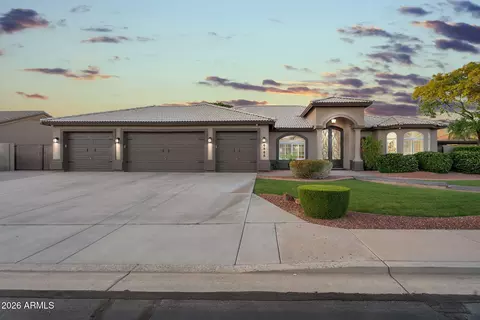 6862 E Mallory St, Mesa, AZ 85207
