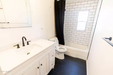 2514 E Turney Ave, Phoenix, AZ 85016 photo 2
