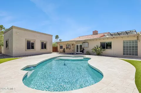 Exterior - 4242 E Sheena Dr, Phoenix, AZ 85032 photo 1 of 4