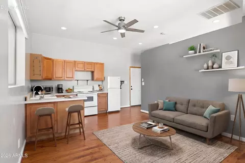 Living - 4242 E Sheena Dr, Phoenix, AZ 85032 photo 10 of 10