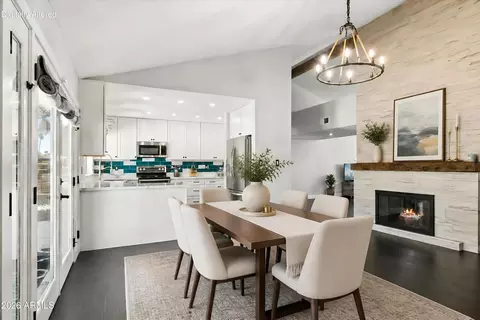 4242 E Sheena Dr, Phoenix, AZ 85032