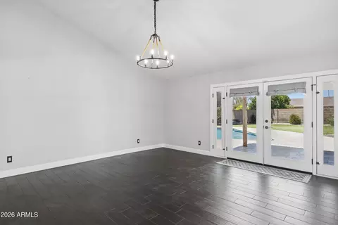Living - 4242 E Sheena Dr, Phoenix, AZ 85032 photo 7 of 10