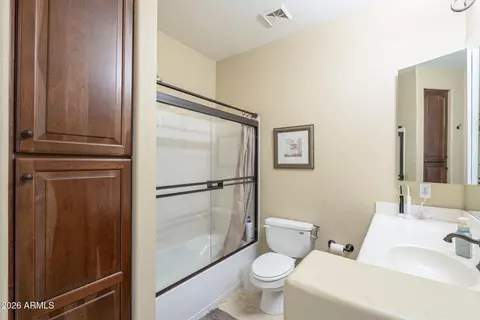 Bath - 3151 E Turnberry Dr, Gilbert, AZ 85298 photo 7 of 11