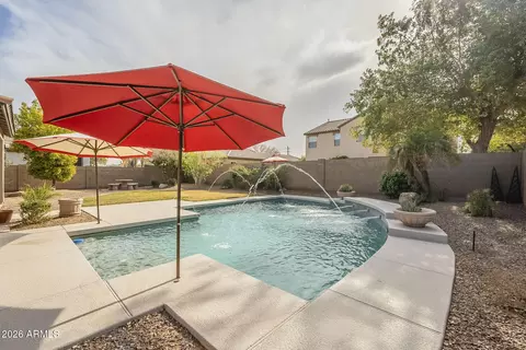 Exterior - 3151 E Turnberry Dr, Gilbert, AZ 85298 photo 5 of 11